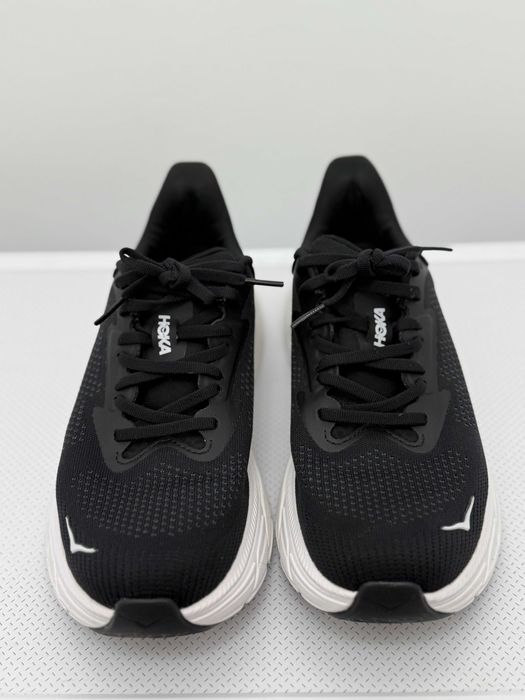 Adidași HOKA Arahi 7 – mărime 40 1/3 – stare foarte bună