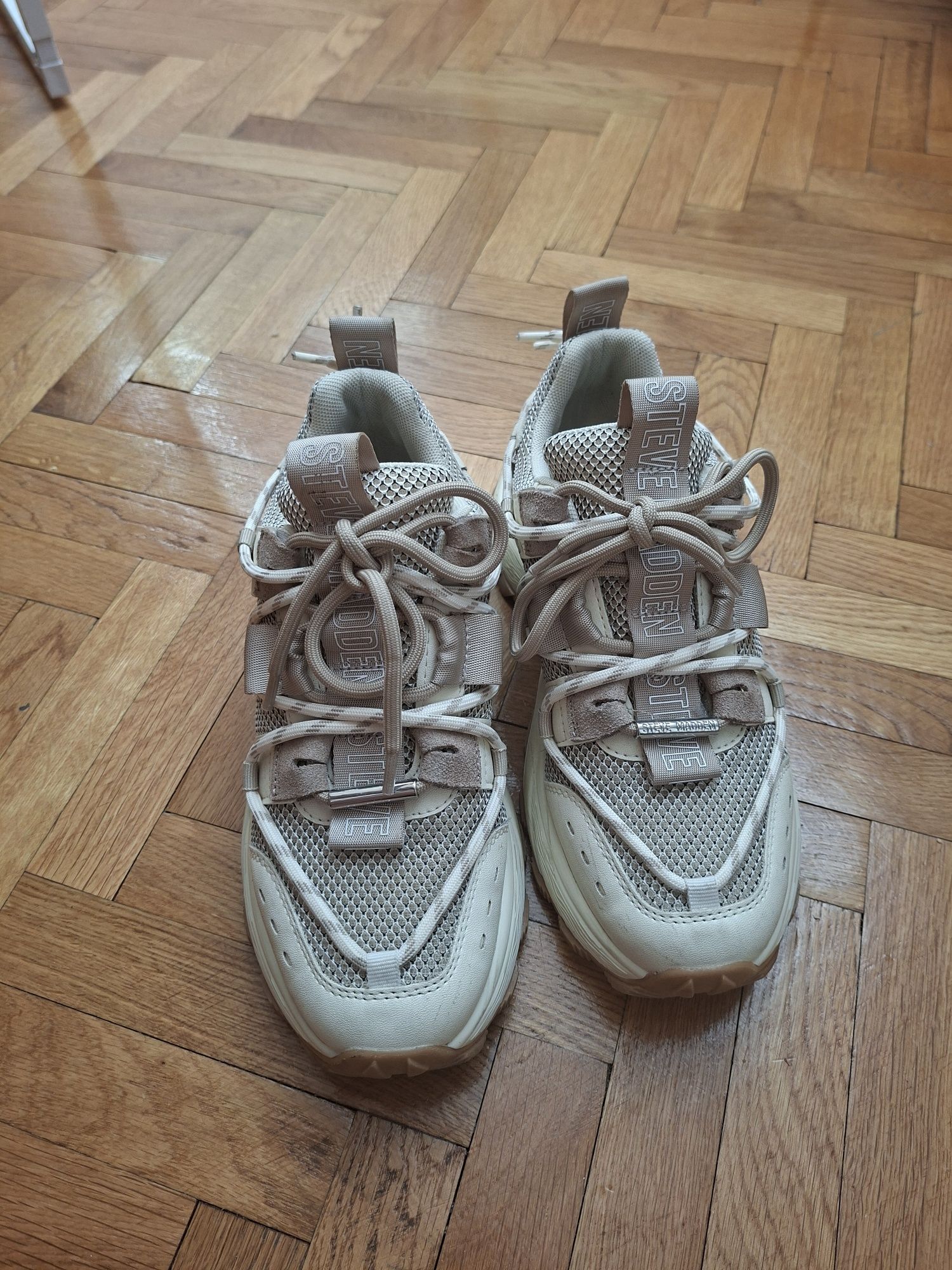 Маратонки Steve Madden