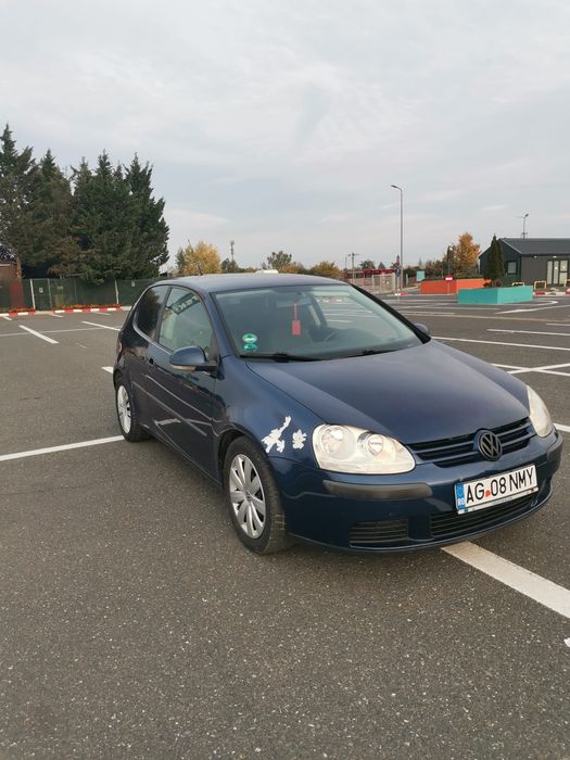 Vând Volkswagen golf 5