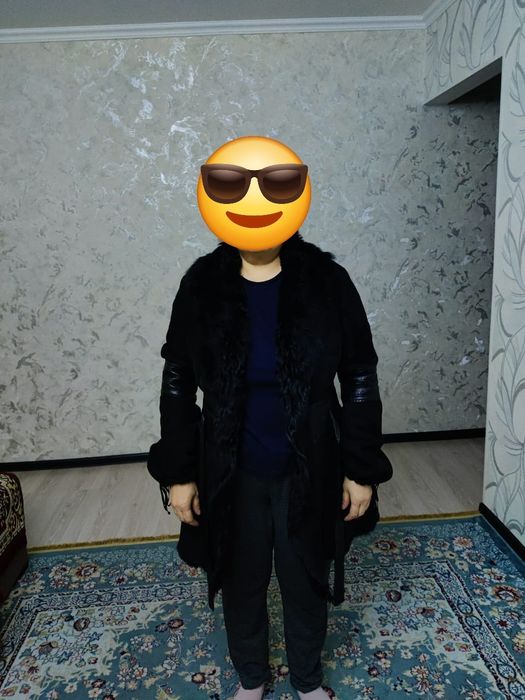 Дублёнка шикарная,  с мехом очень тёплая