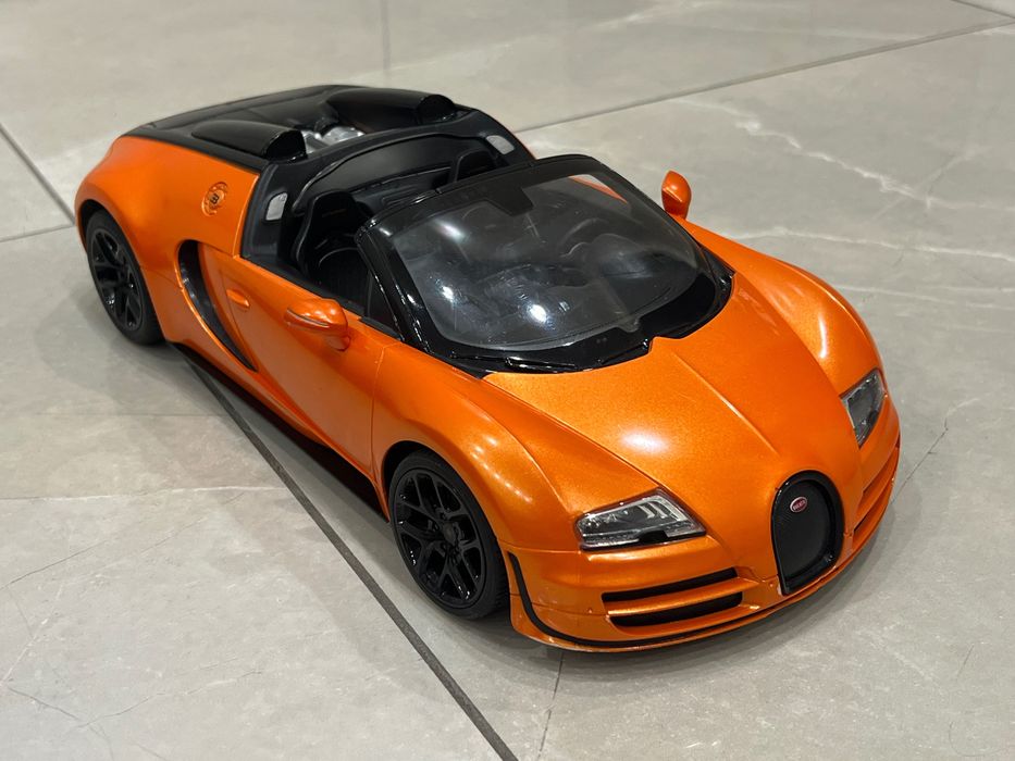 Bugatti Veyron Grand Sport Vitesse 1/14 RASTAR