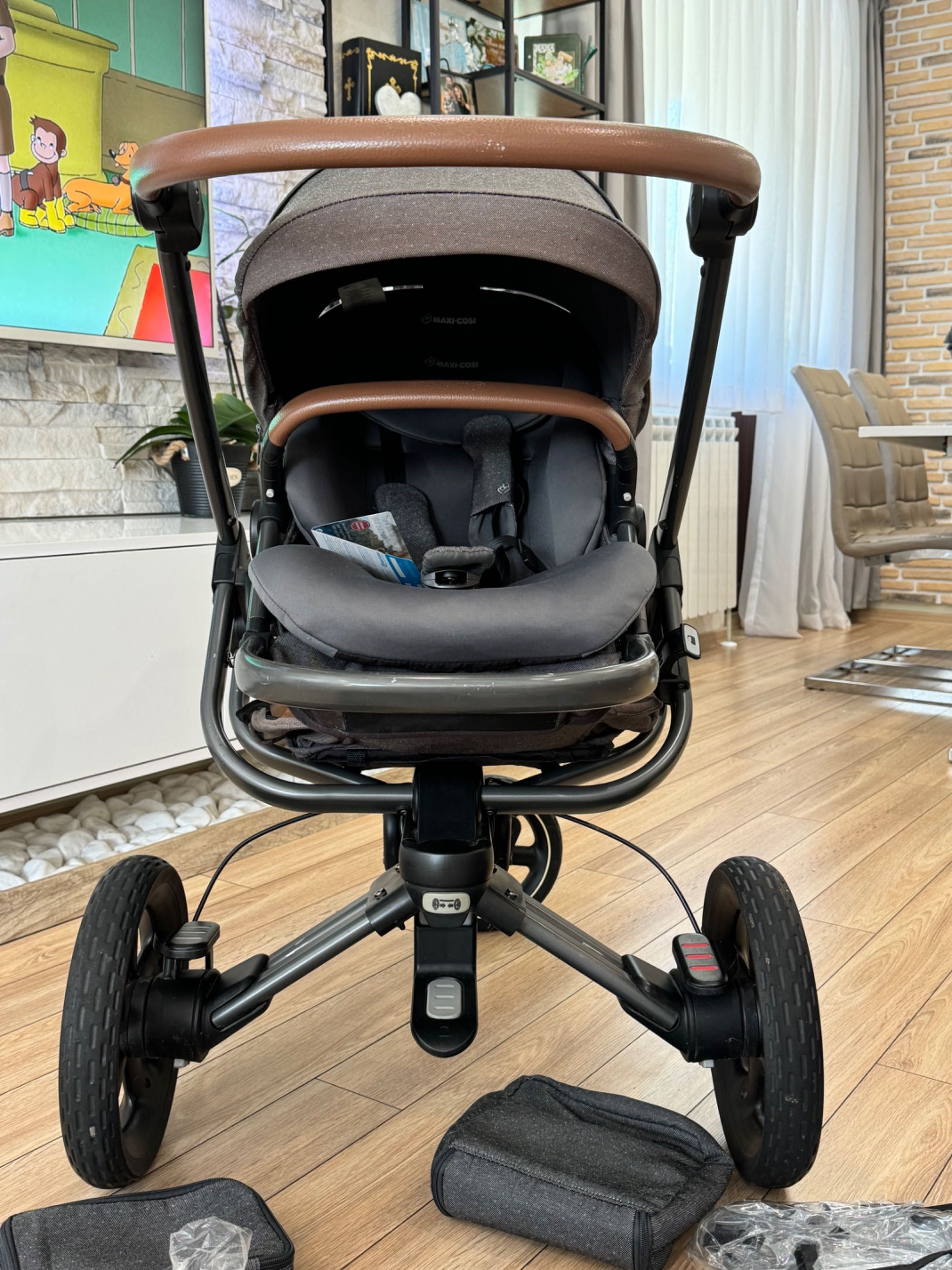Бебешка количка Maxi cosi