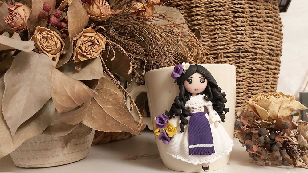 Cadou pentru fetite, bunica, sotie/iubita, cana papusa handmade