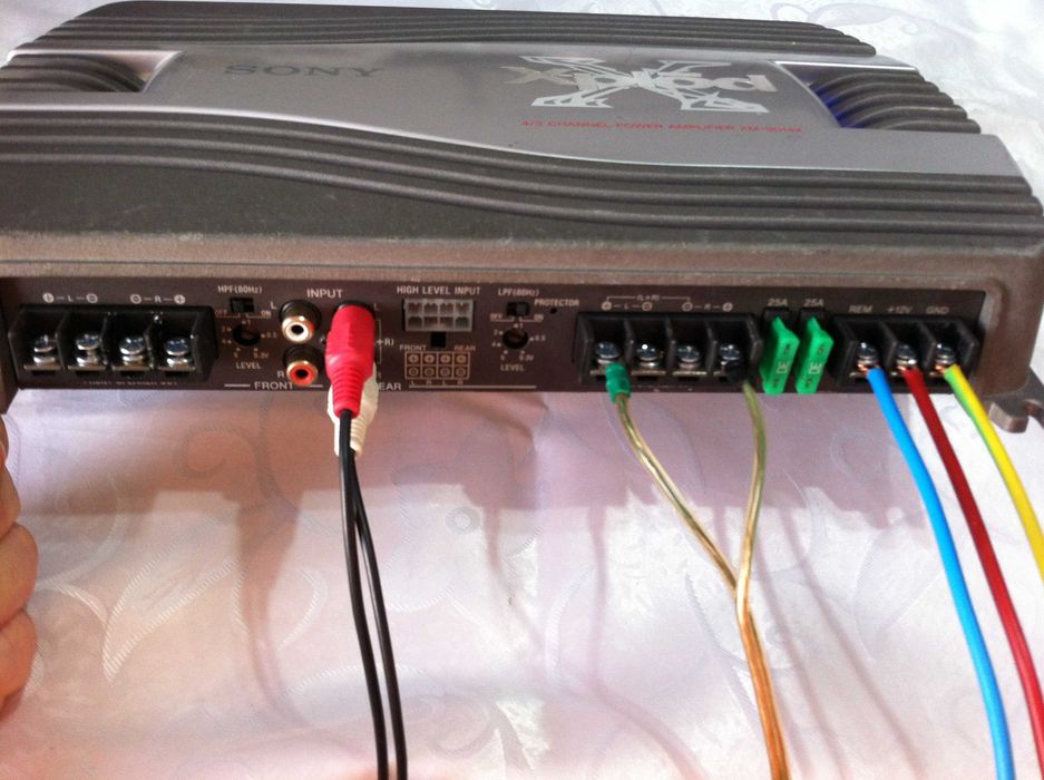 Amplificator Sony Xplod max 1000W/BassTec max800W/Pyle 1000W(statie