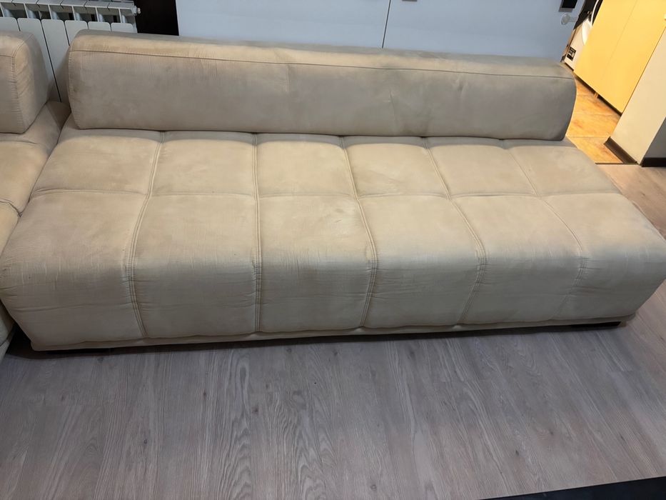 Продавам ъглов диван