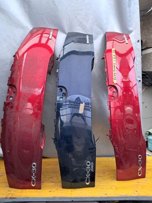 Лайсна панел задна врата  Mazda CX30