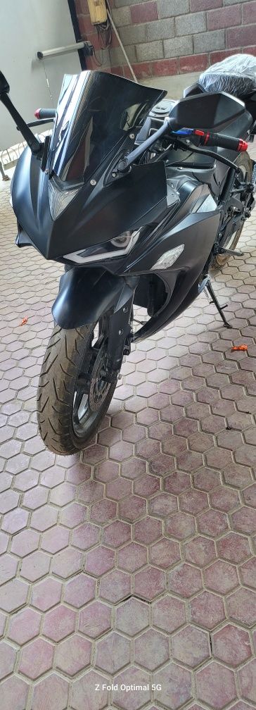 Yamaha R3 электробайк