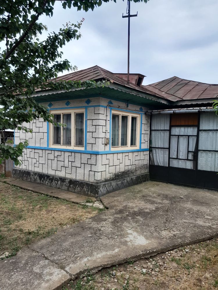 Casa de vanzare in comuna negoiesti