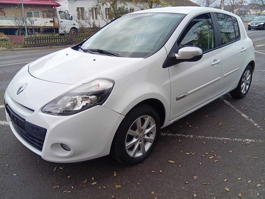 Renault Clio 1.2 Benzina 80 Cp 2013