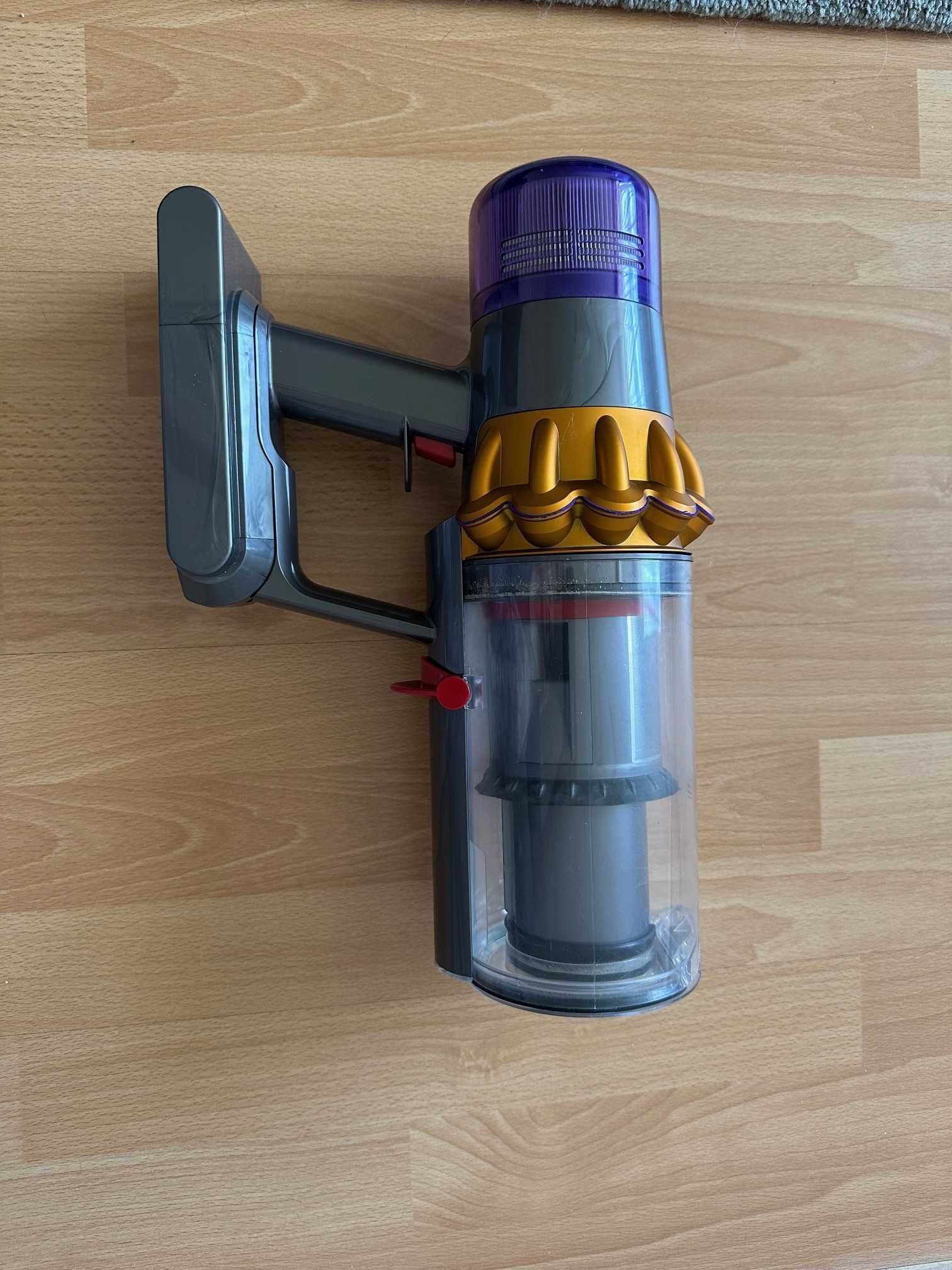 Вертикална прахосмукачка Dyson V15 Detect Absolute, LCD дисплей,660 W