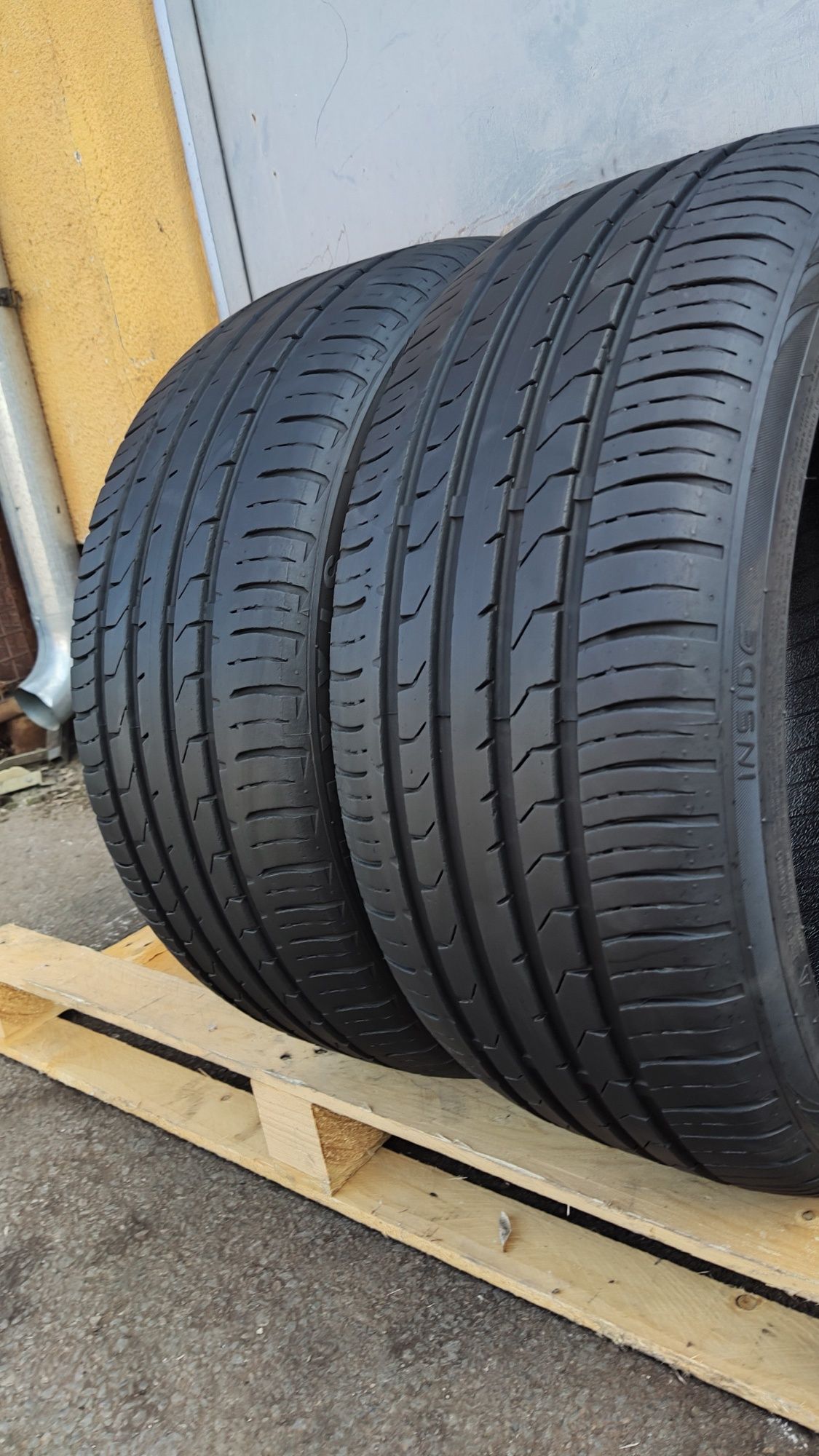 2бр. летни гуми 225/40/18 Maxxis Premitra HP5
dot23
7.6mm
Много добро
