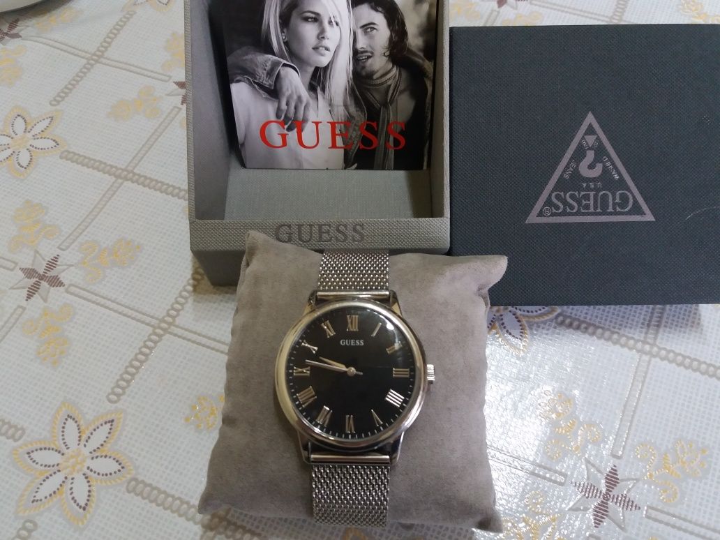 Ceas Guess impecabil