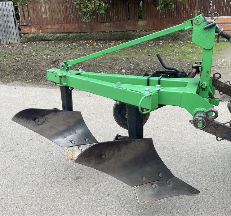 Plug 2 brazde PP2 de Craiova plug pe sina