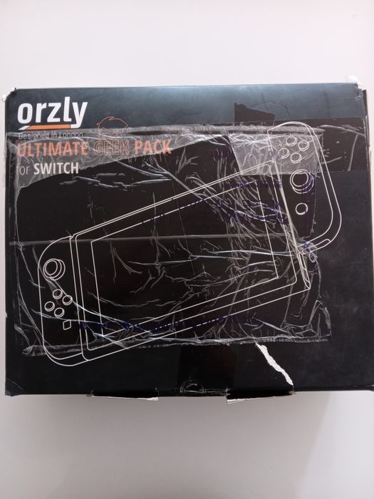 Комплект аксесоари Orzly, съвместим с конзолата Nintendo Switch OLED