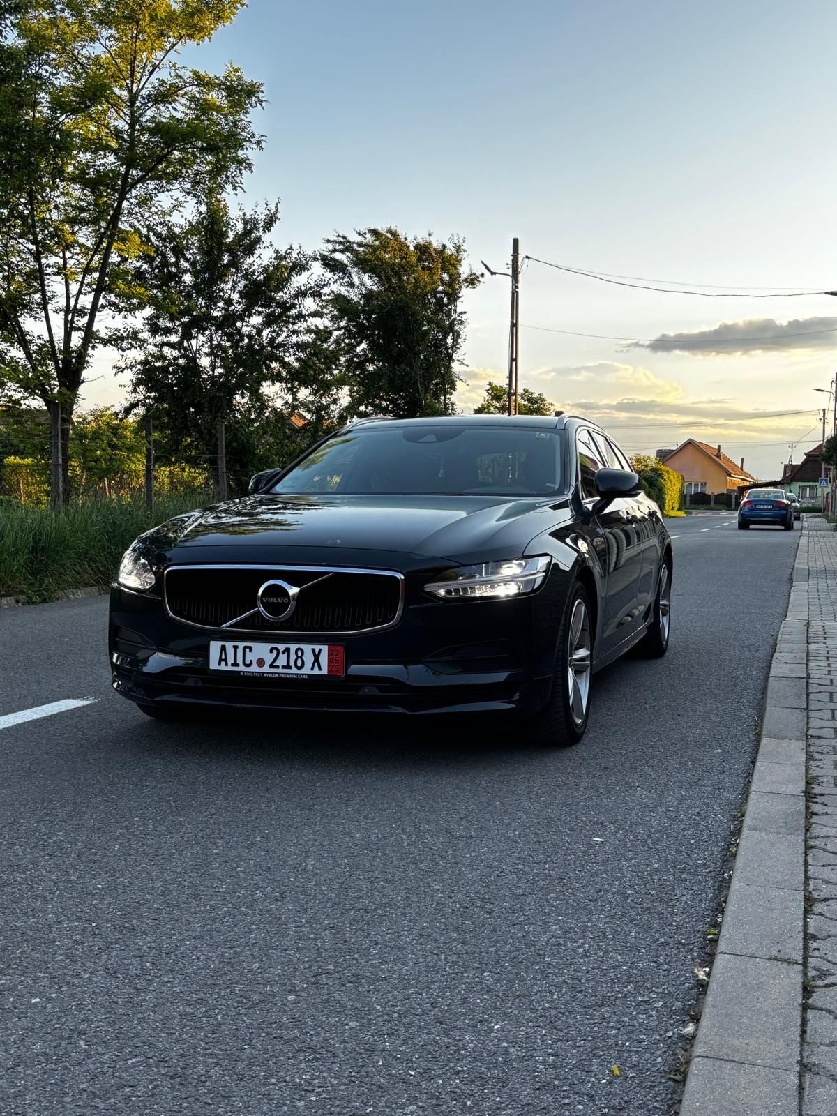 Volvo V90 cross 4x4  accept variante  la preț real