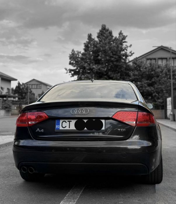 Audi A8 B8