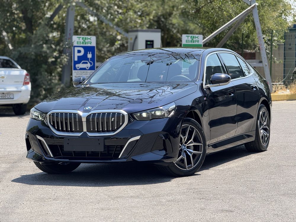 Продается новый BMW i5 40 L eDrive