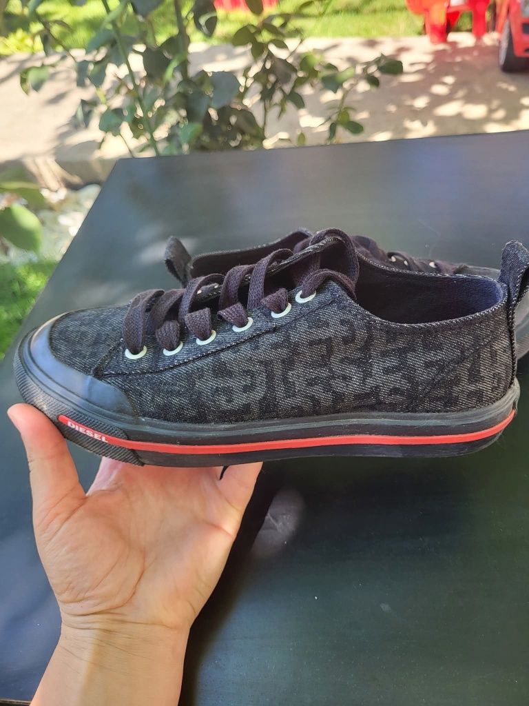 Оригинални кецове Diesel