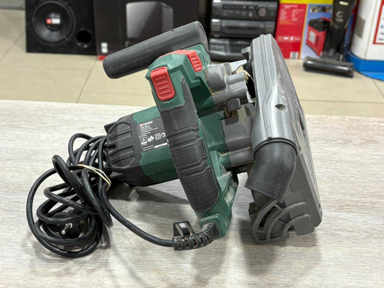 Ръчен циркуляр PTSS 1200 C