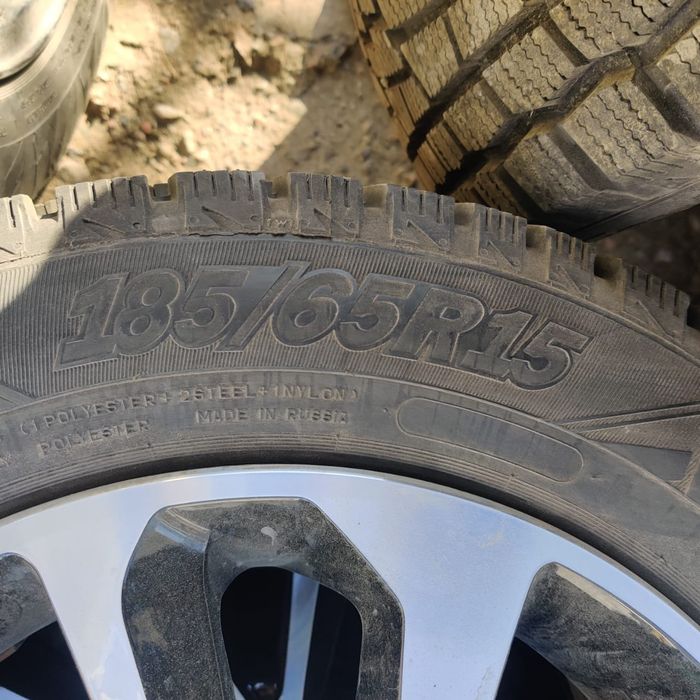 Зимние шины новые