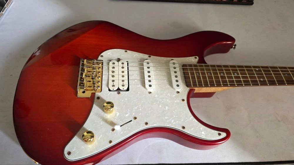 Yamaha Pacifica 312S