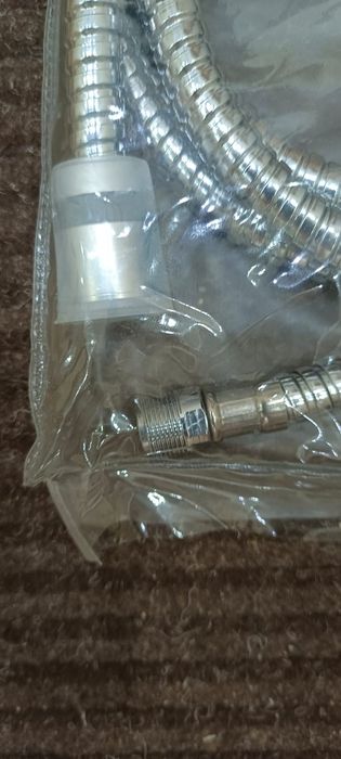 Продам шланг для душа.