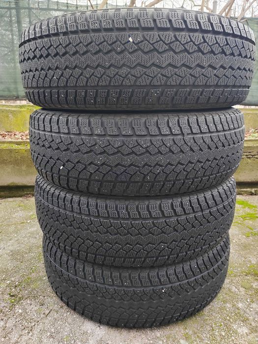 215/70/16 4бр.Yokohama Зимни гуми
