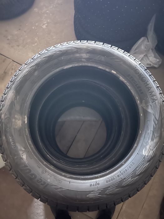 Продам шины комплект 225/60/18
