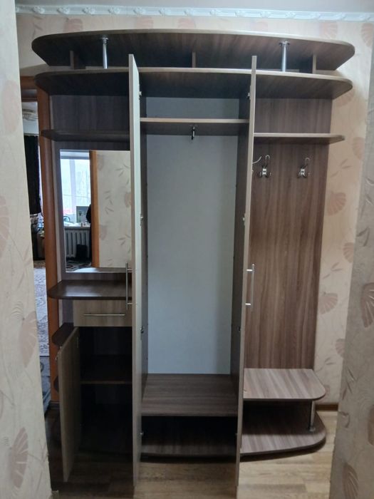 Продам прихожую