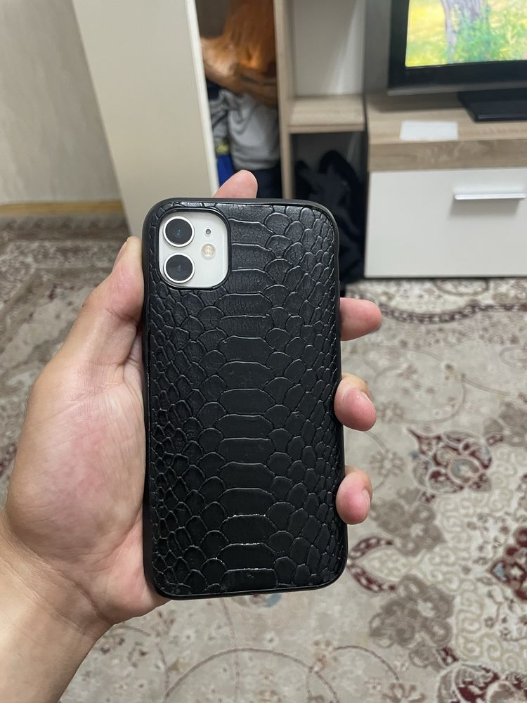 Iphone 11 128гб акб 81% в идеале