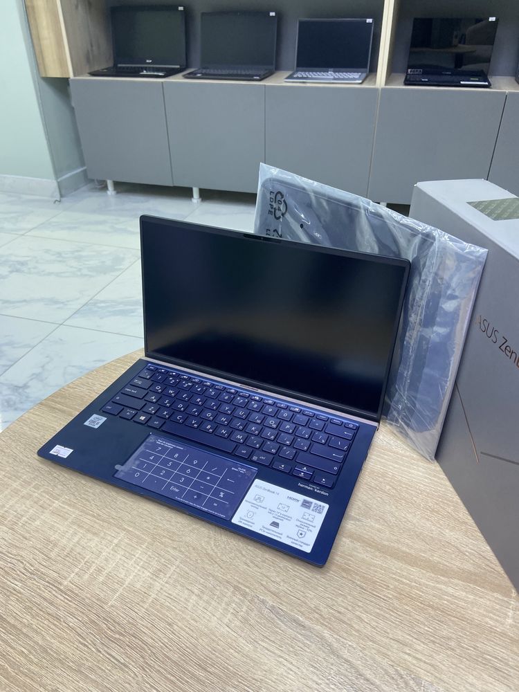 Ноутбук бизнес класса ASUS ZenBook | Core i5-10210U | 8GB | 512GB SSD