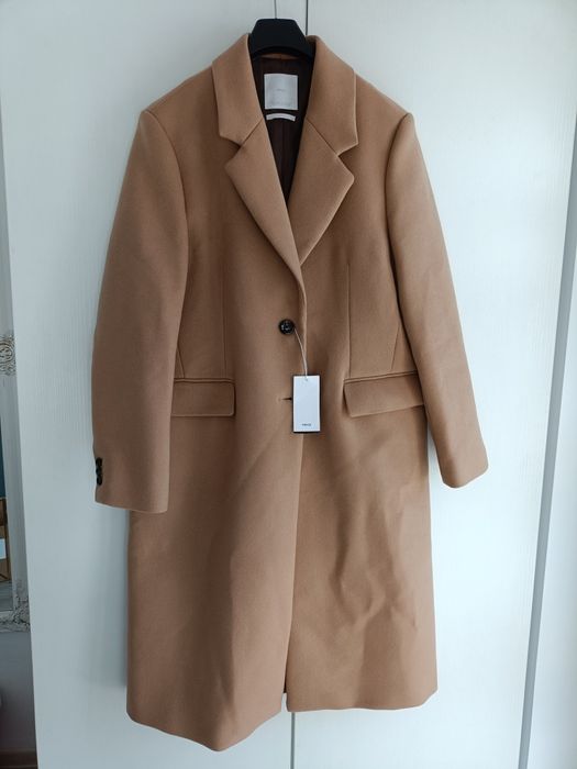 Palton 75%  lana, Mango