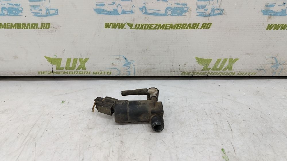 Pompa vas lichid parbriz 1s71-17k624-fe Volvo V50 1 [2003 - 2011]