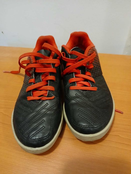 Vand ghete fotbal copii, modele diferite, pret 50 lei