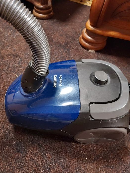 Прахосмукачка с кабел и торбичка