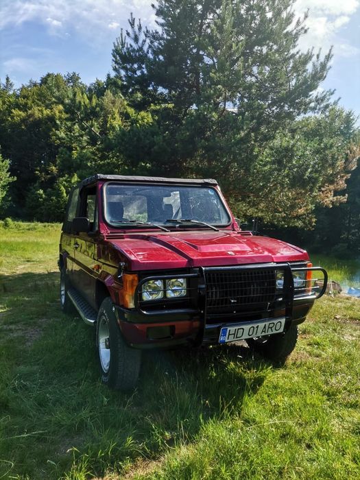 Vând ARO 10, impecabil