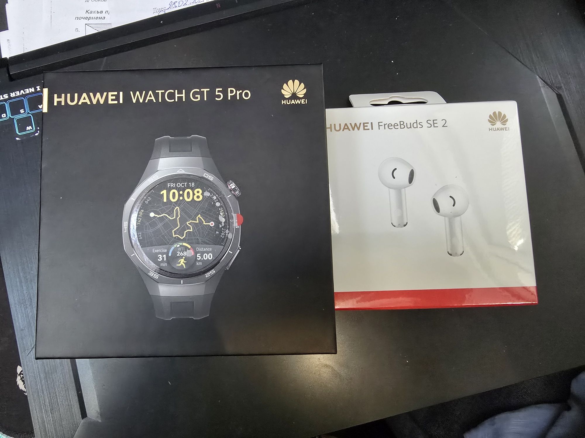 Часовник Huawei Watch GT 5 Pro + слушалки нови