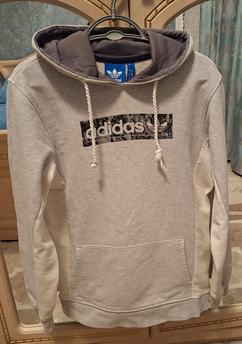 Мужской спортивный костюм Adidas размер S