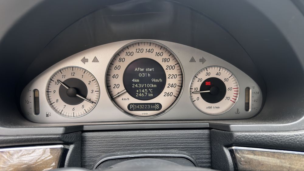 Mercedes E320 Avantgarde