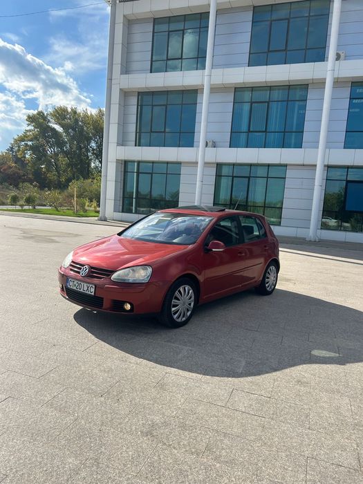 Vand golf 5 1.6 benzina