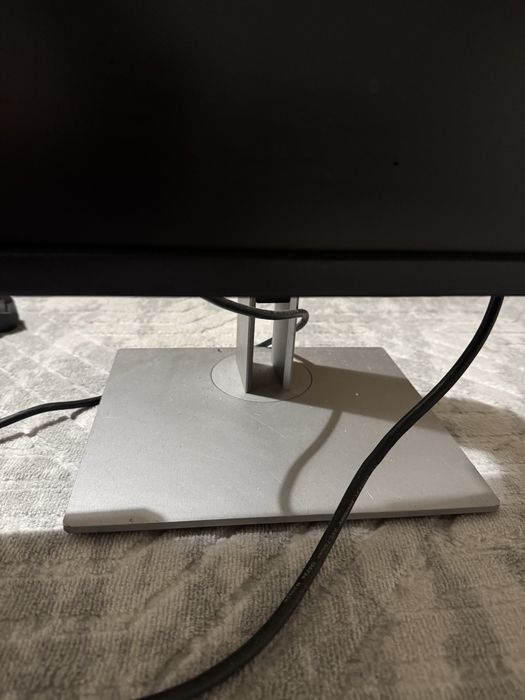 Монитор NEC MultiSync