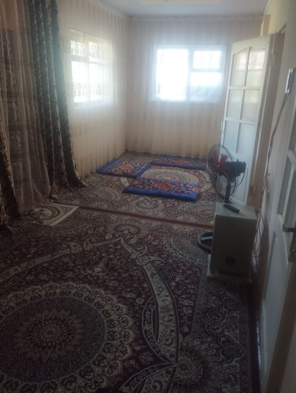Dacha sotiladi piskent 1chi mo‘stda