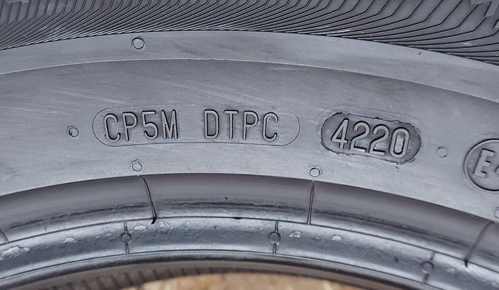 Set 4buc 215/65 R16 98H Semperit Speed-Grip 2 SUV M+S iarnă