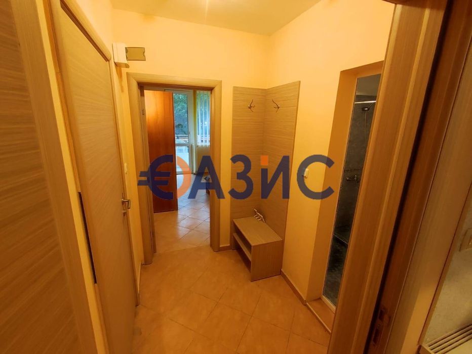 Продава се Двустаен апартамент в к.к. Слънчев бряг - 60 кв.м за 1032 €/кв.м - Снимка #5