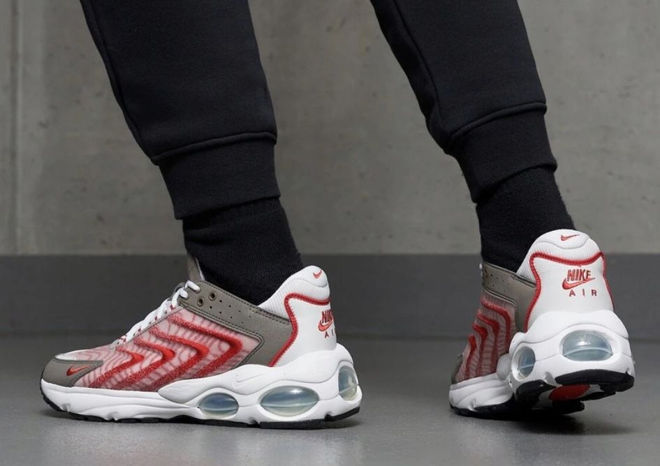 Nike Air Max TW Light Bone Red Clay UK6/EUR40номер/25см. ст.