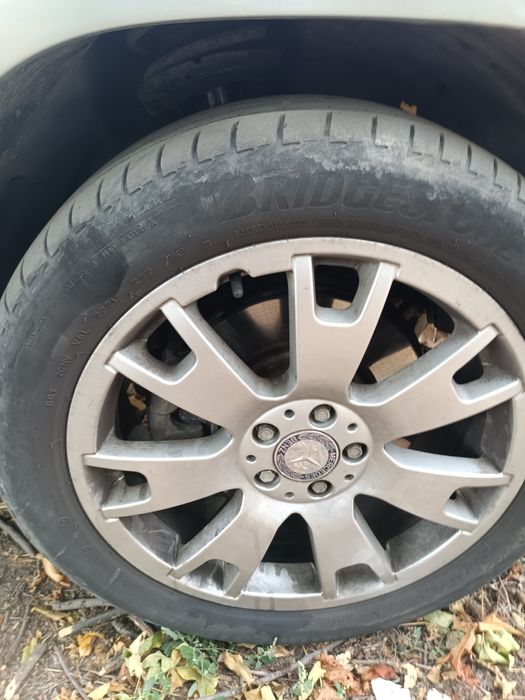 Продавам  джанти с летни гуми спорт пакет 19 " GLK/GLA и за други от G