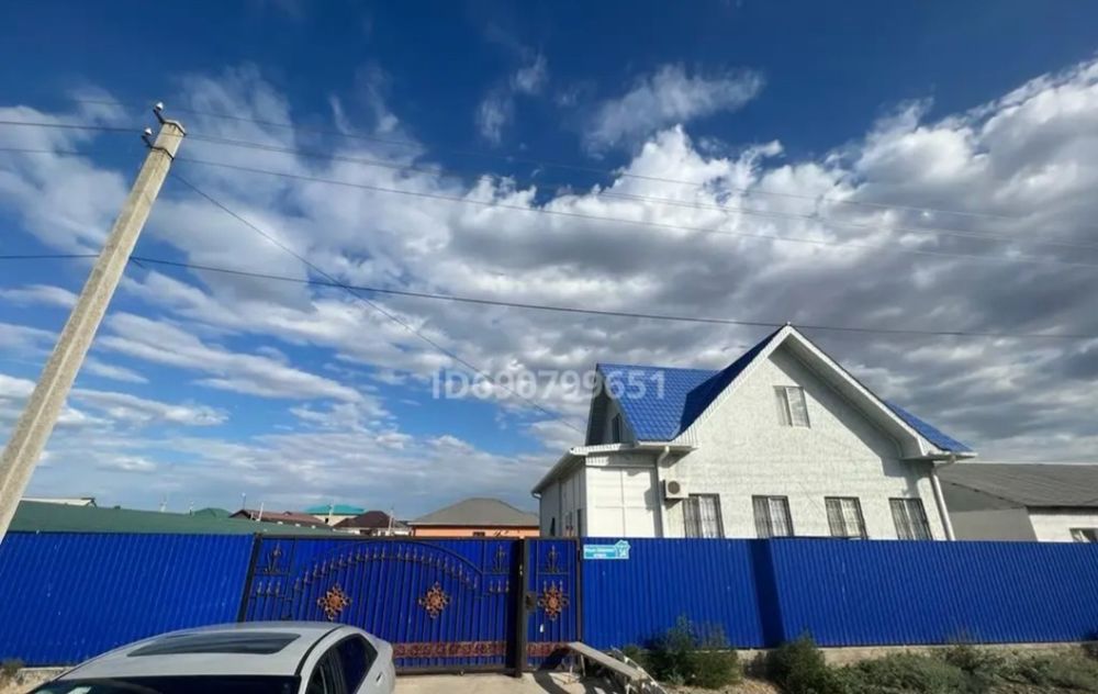 Мансардный дом .