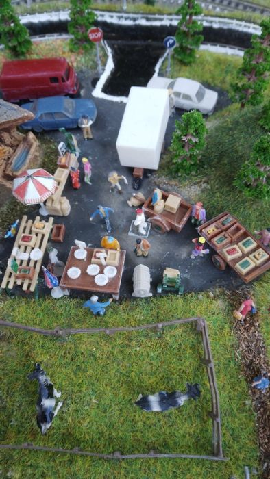 Diorama trenulet electric scara n