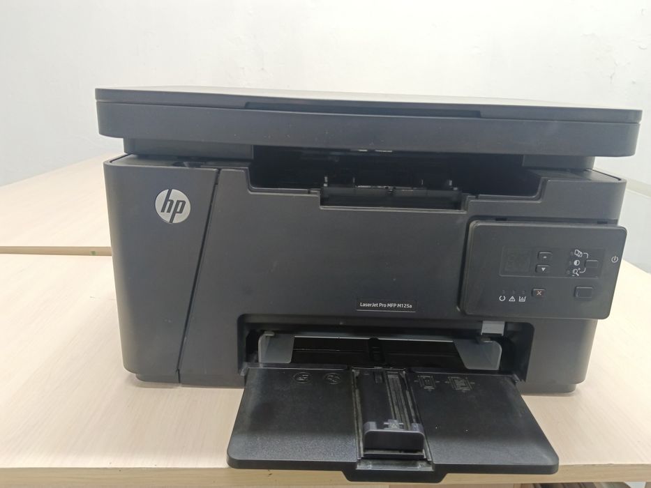 МФУ НР 125 ( принтер, ксерокс ,сканер)