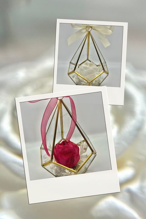 Bujor criogenat in vitraliu